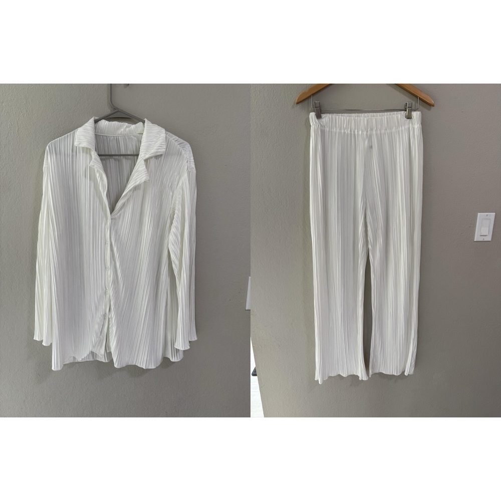 White Pleated Button Down Shirt & Wide Leg Pant Set, Size L